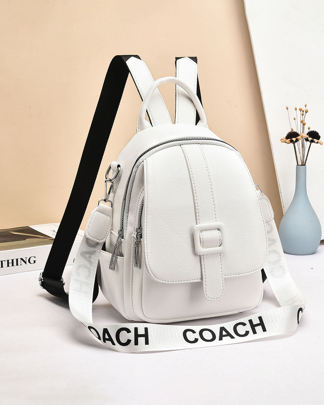 Mochila-cartera pequeña con estilo casual