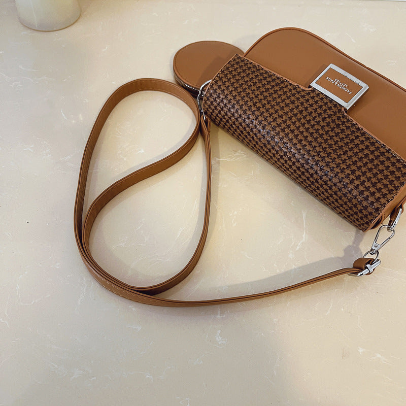 Crossbody con estillo conservador clasico