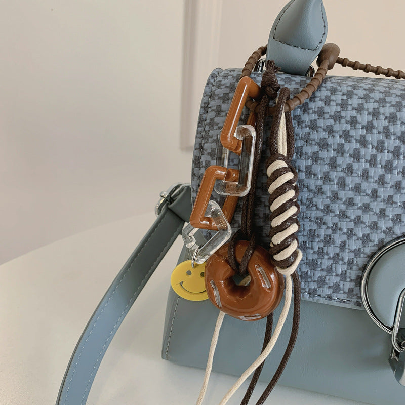 Crossbody con llavero colgante