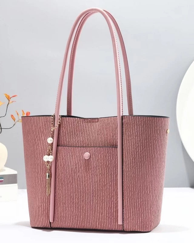 Bolso tote de cuero sintético con diseño simple y elegante