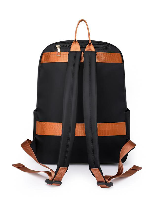 Mochila mediana de formato rectangular para uso diario