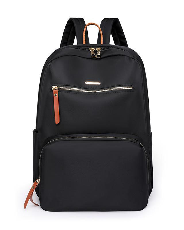 Mochila mediana de formato rectangular para uso diario