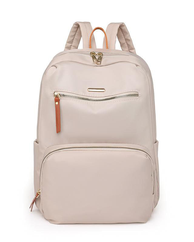Mochila mediana de formato rectangular para uso diario