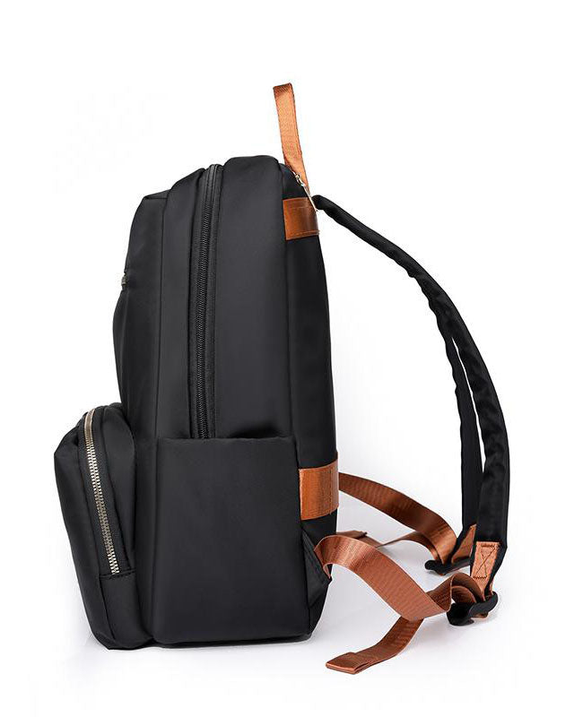 Mochila mediana de formato rectangular para uso diario
