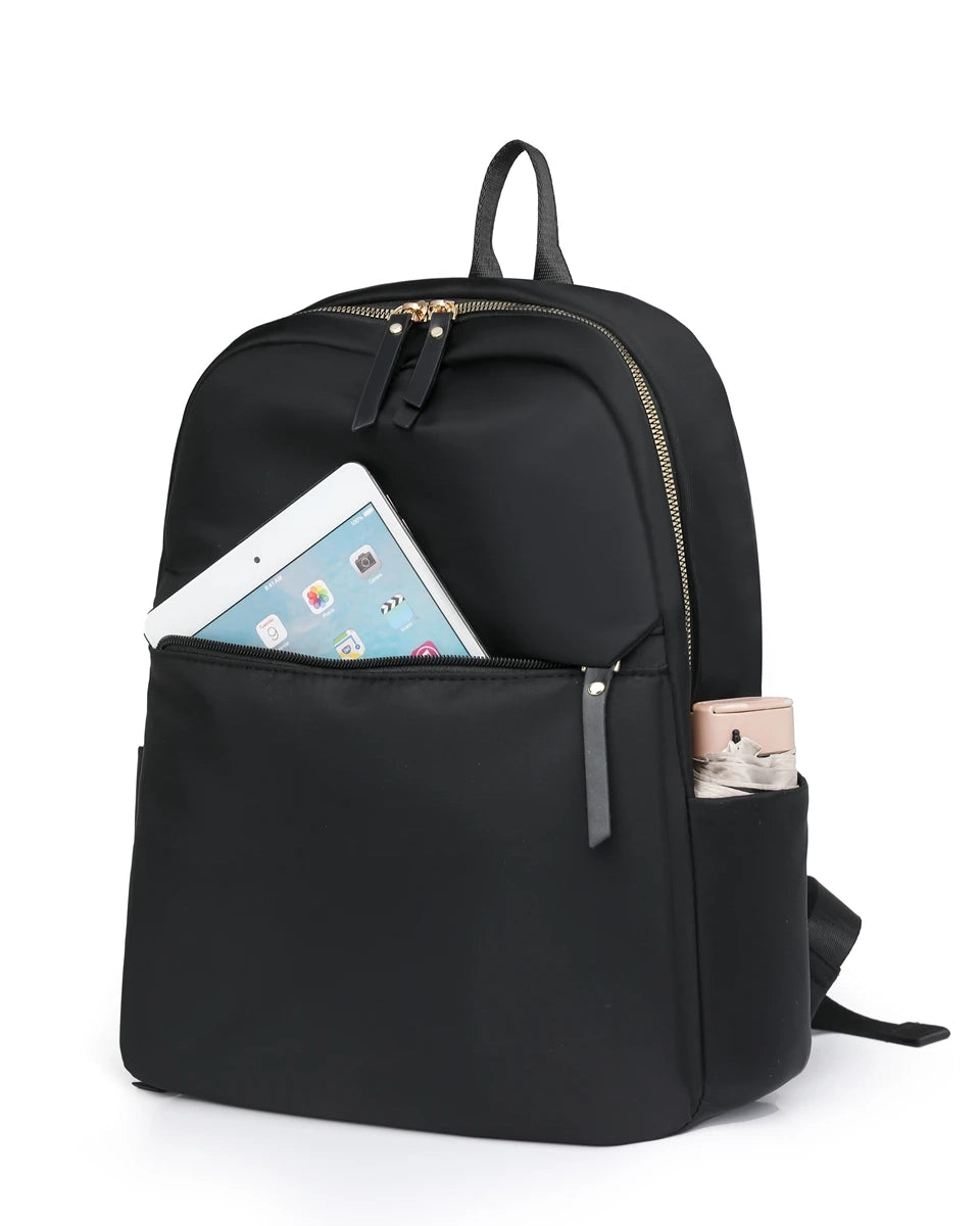 Mochila Minimalista–funcional. Discreto y práctico, de uso diario y viajes