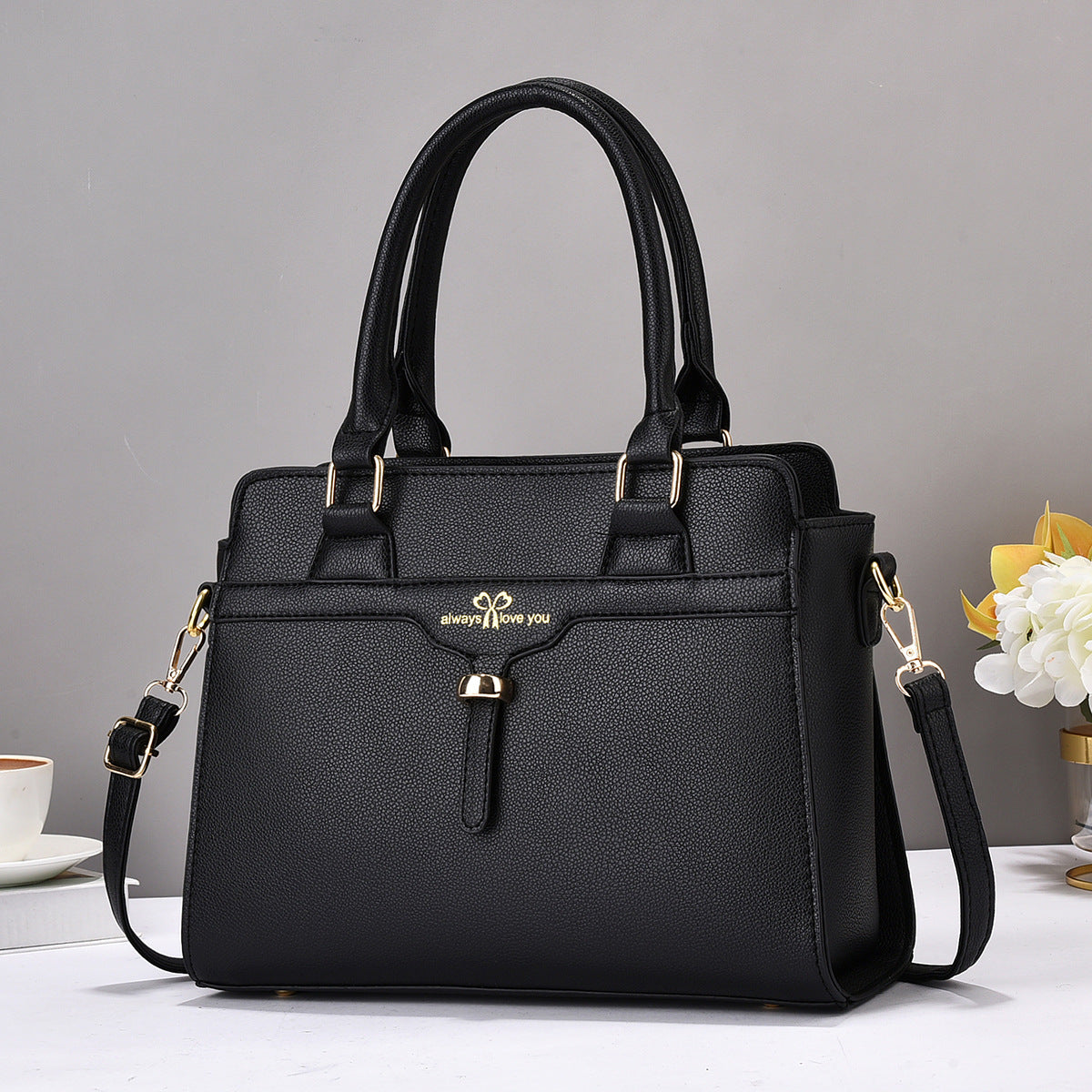 Cartera mediana con estilo de oficina