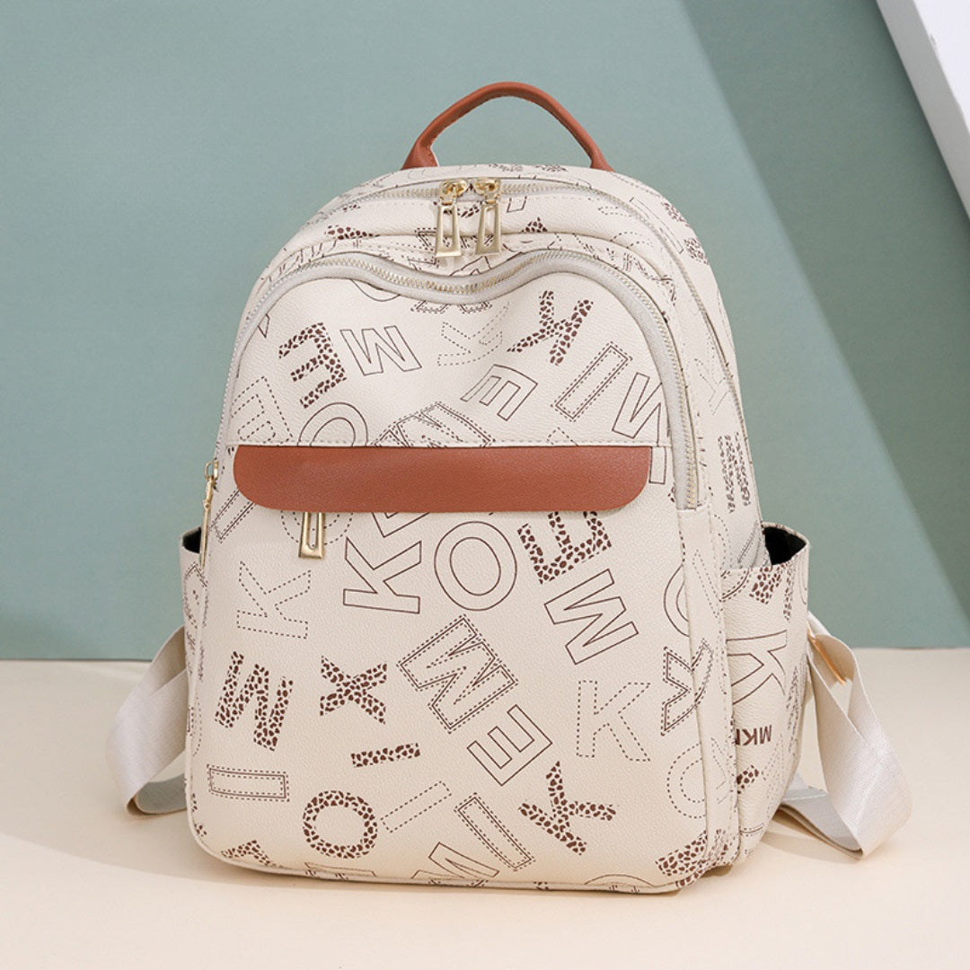 Mochila con diseño de letras, bolsillos laterales y bolsillo frontal con cremallera