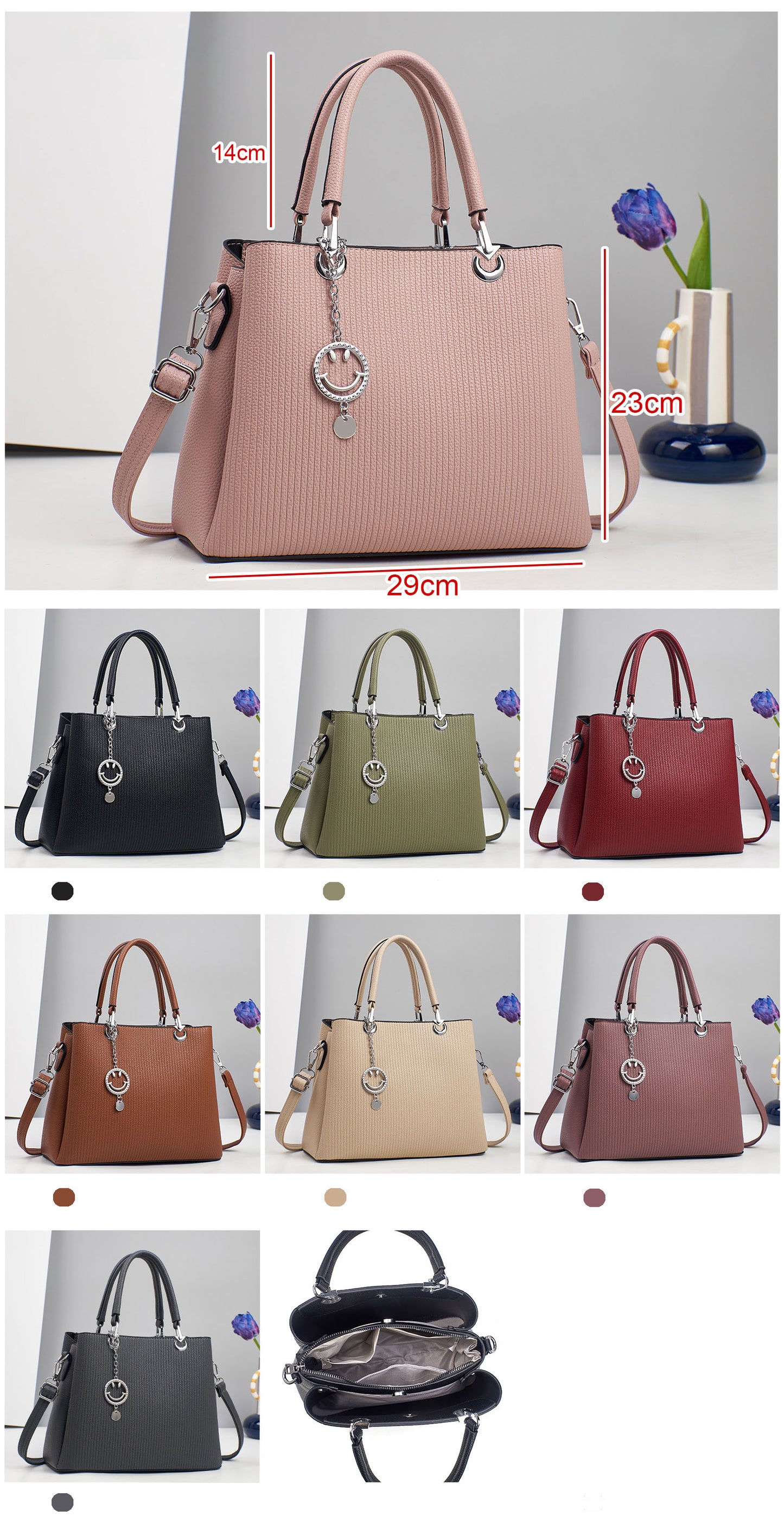 Cartera mediana con llavero de carita feliz