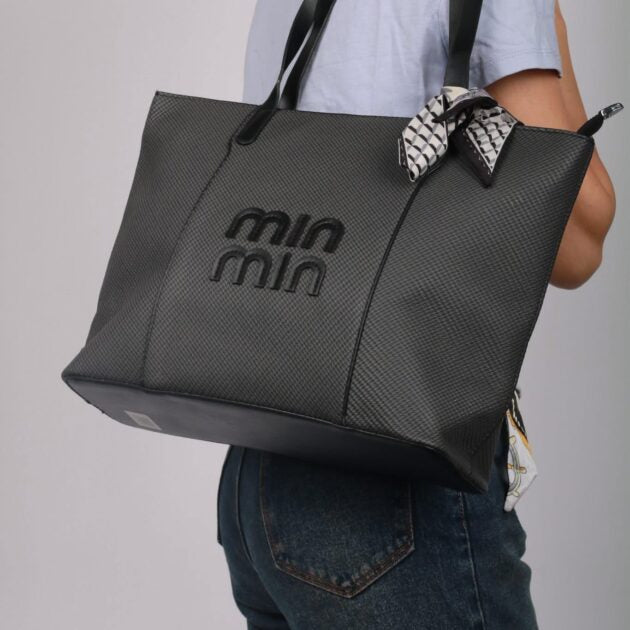 Black Friday • Cartera espaciosa con bufanda