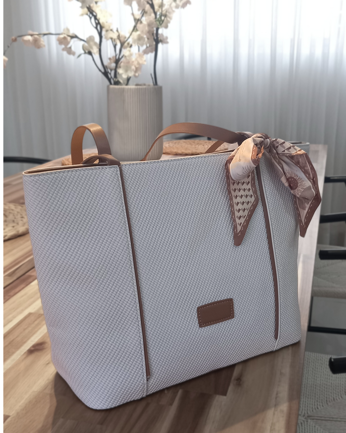 Black Friday • Cartera espaciosa con bufanda