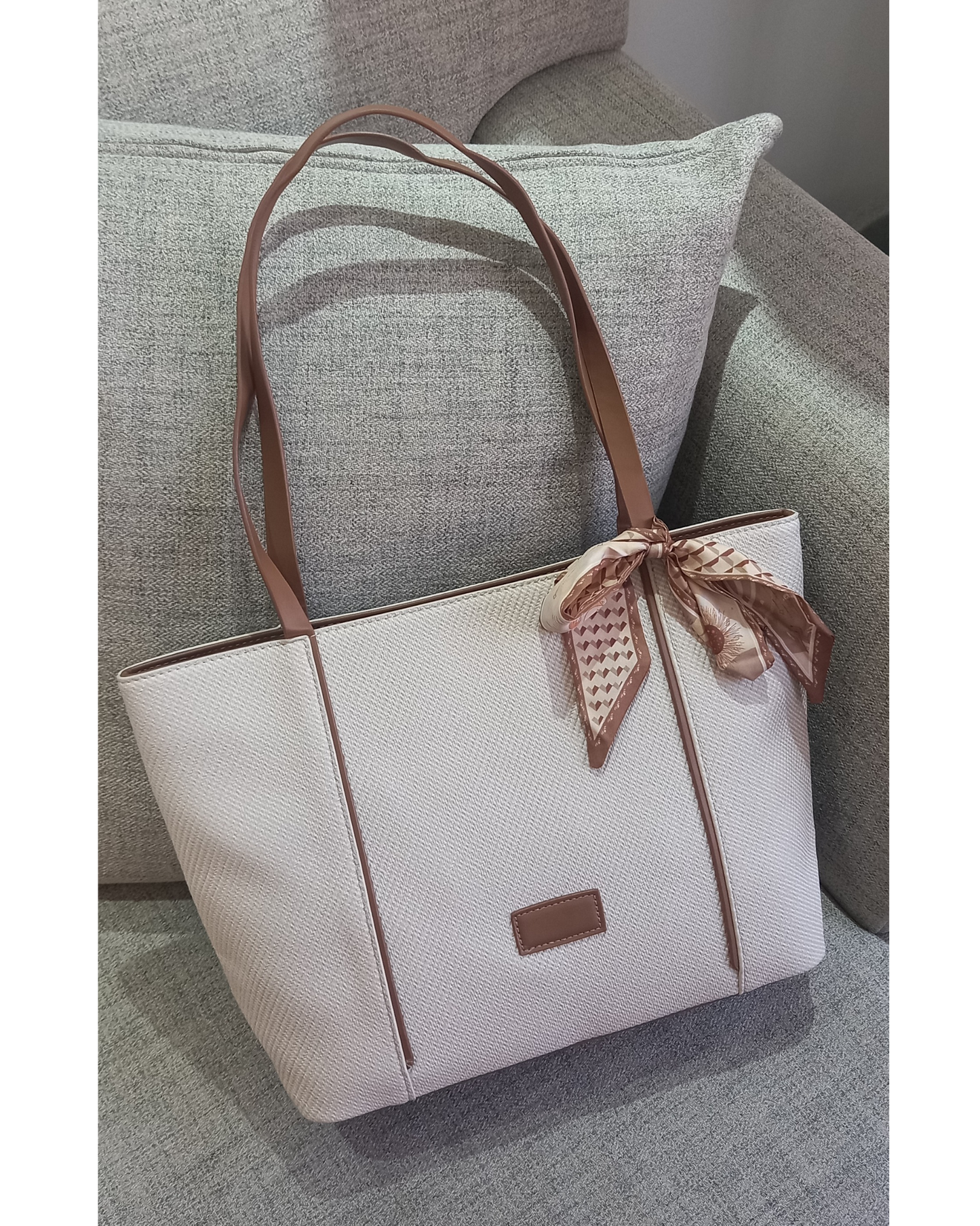 Black Friday • Cartera espaciosa con bufanda