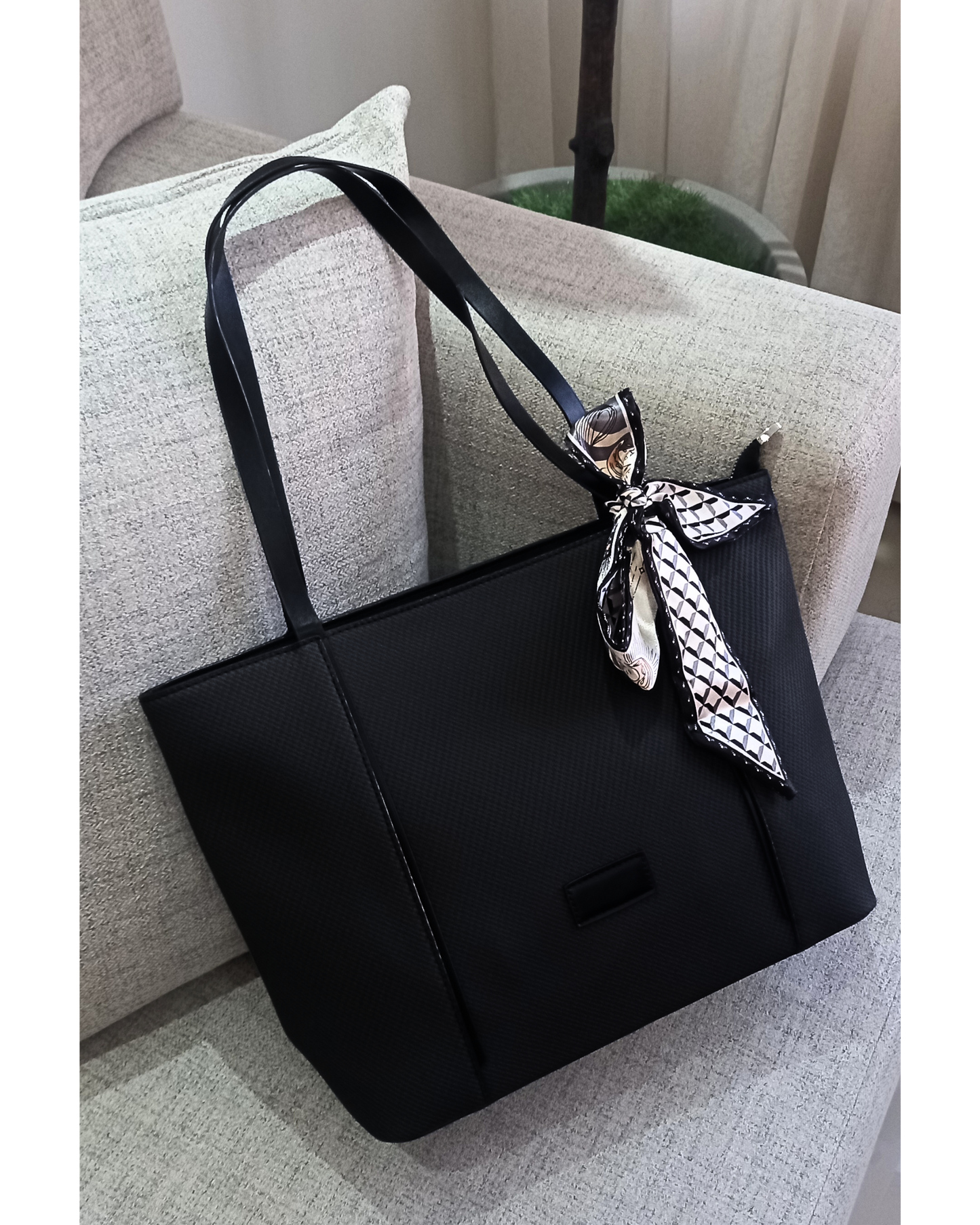 Black Friday • Cartera espaciosa con bufanda