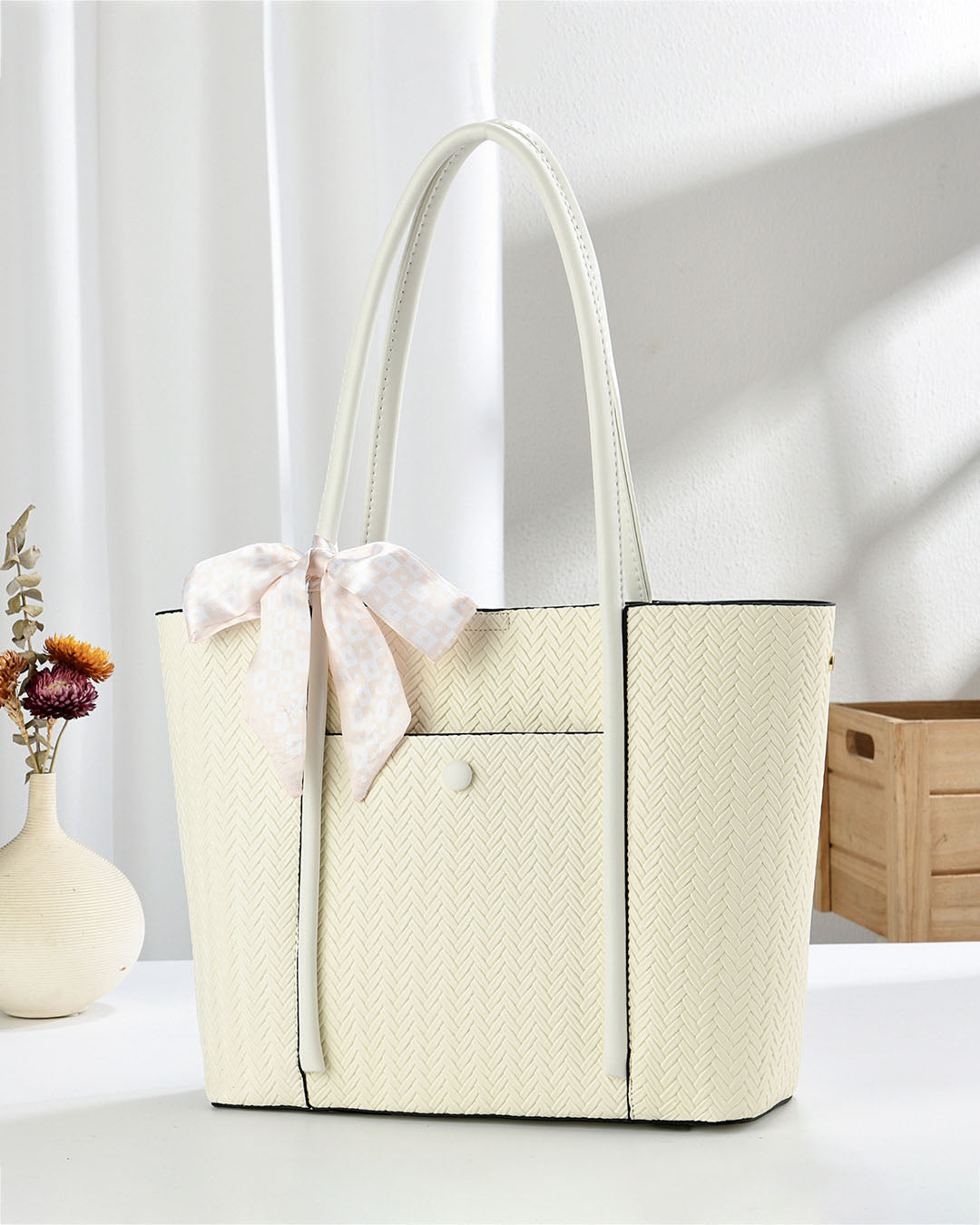 Bolso tote de hombro para mujer con diseño trenzado y lazo decorativo