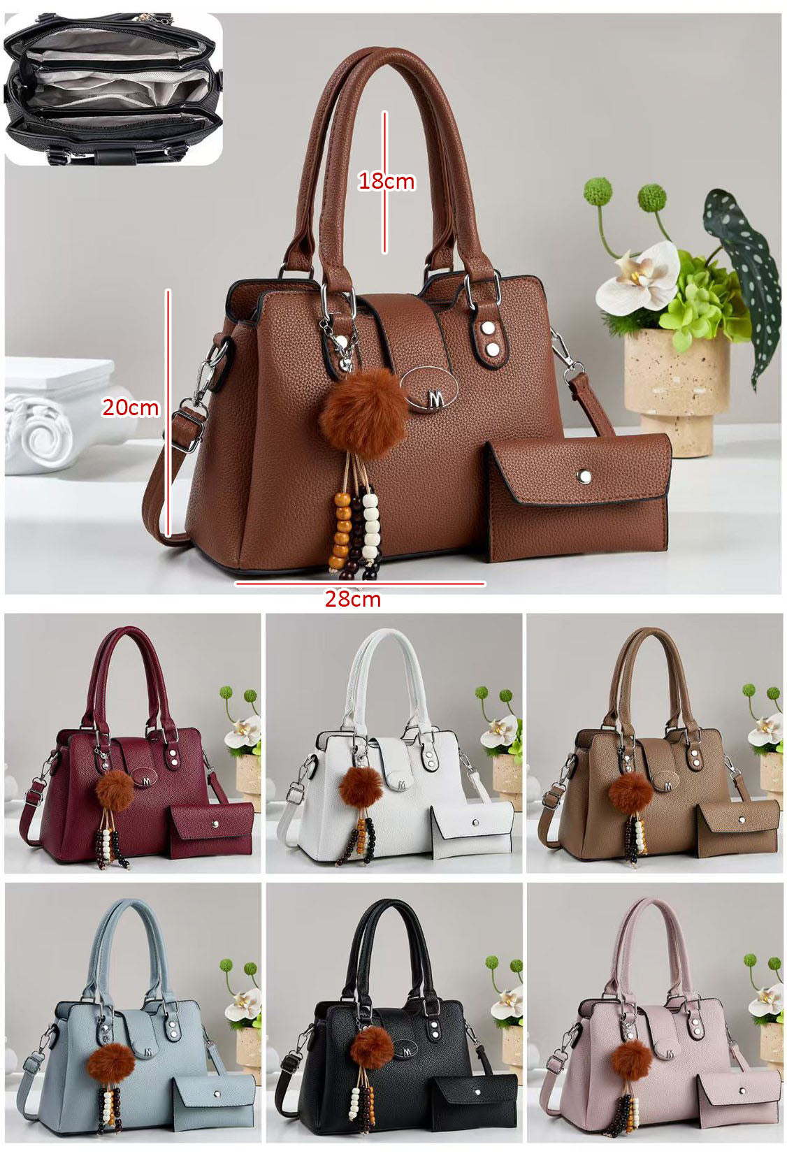 Cartera mediana con accesorio colgante y sobre libre