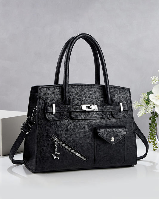 Cartera mediana con detalles unicos
