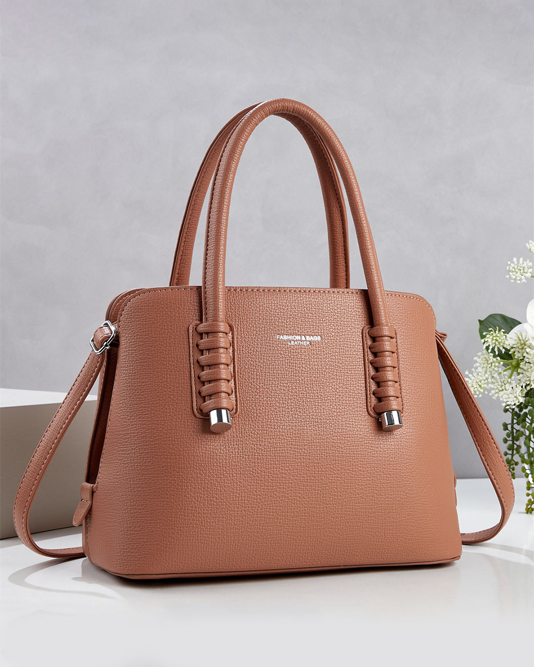 Cartera mediana ideal para uso diario