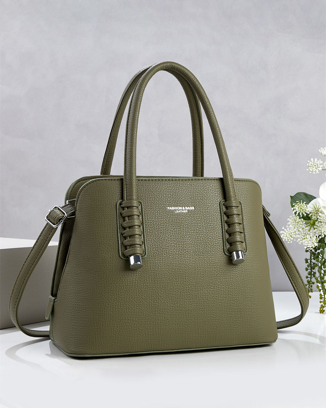 Cartera mediana ideal para uso diario