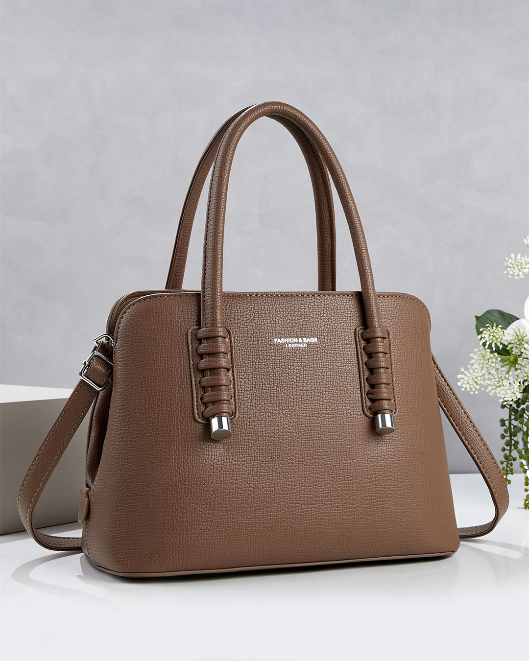 Cartera mediana ideal para uso diario