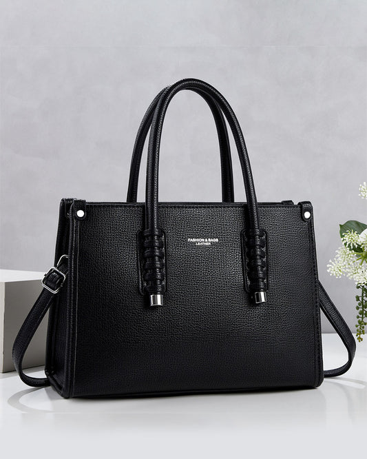 Cartera cuadrada con estilo ejecutivo