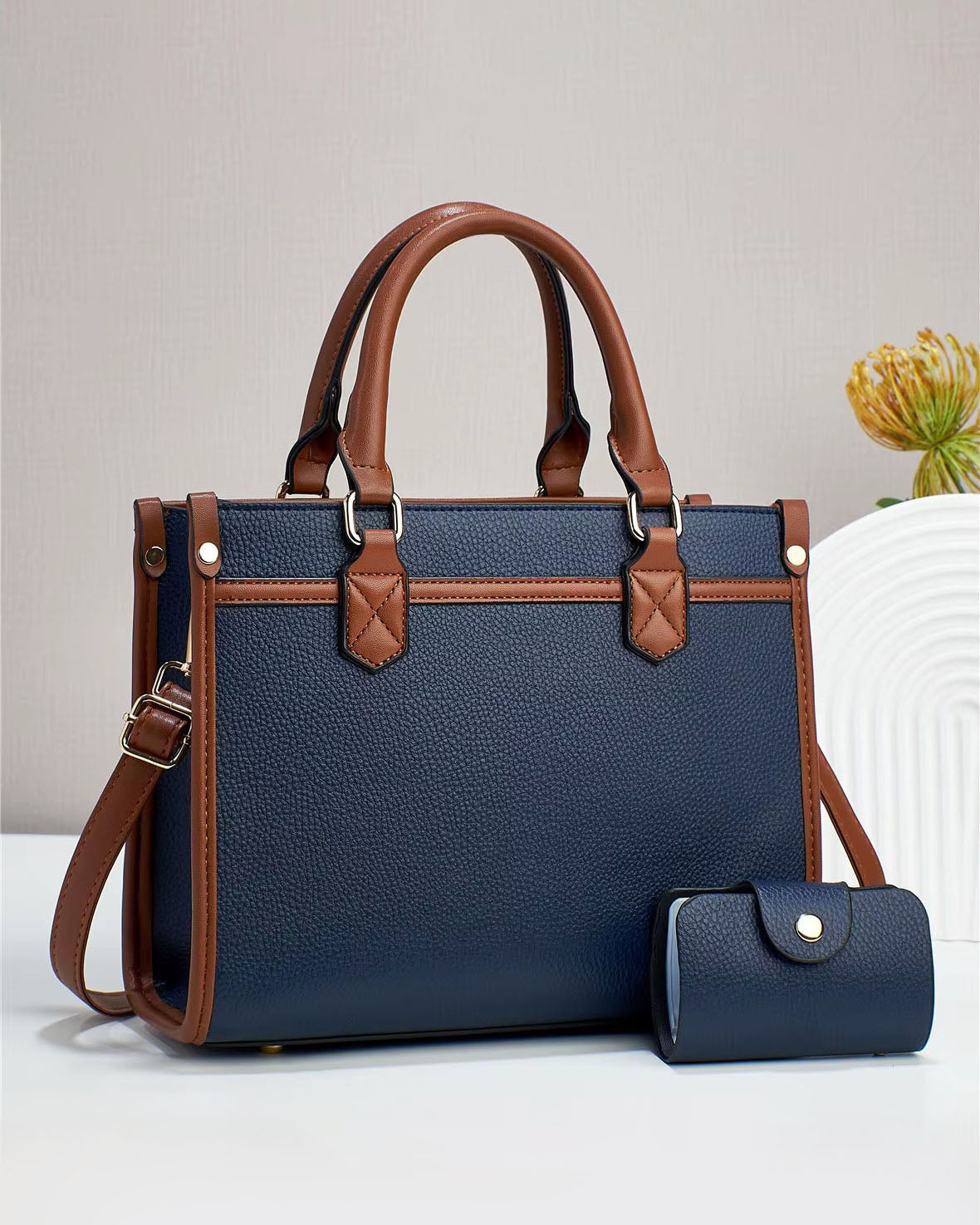 Cartera cuadrada tamaño pequeño