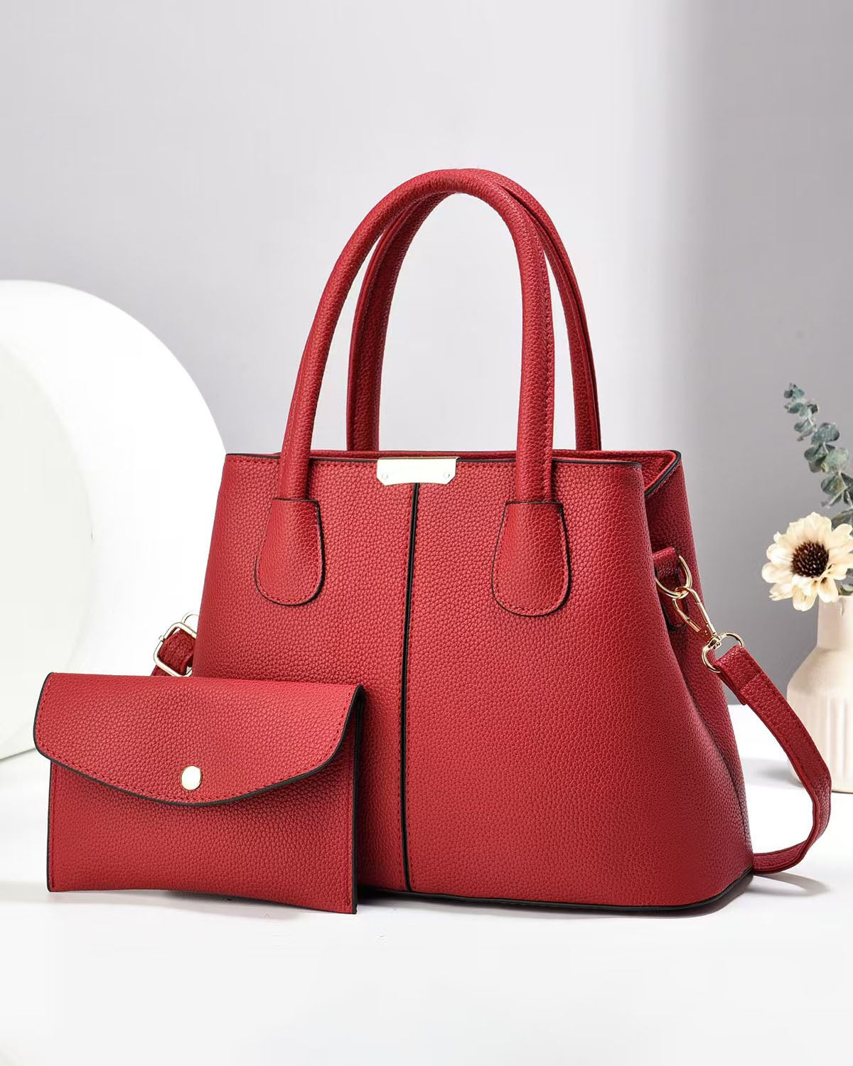 Cartera mediana con sobre libre