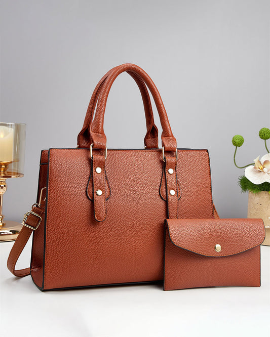 Cartera cuadra con estilo conservador