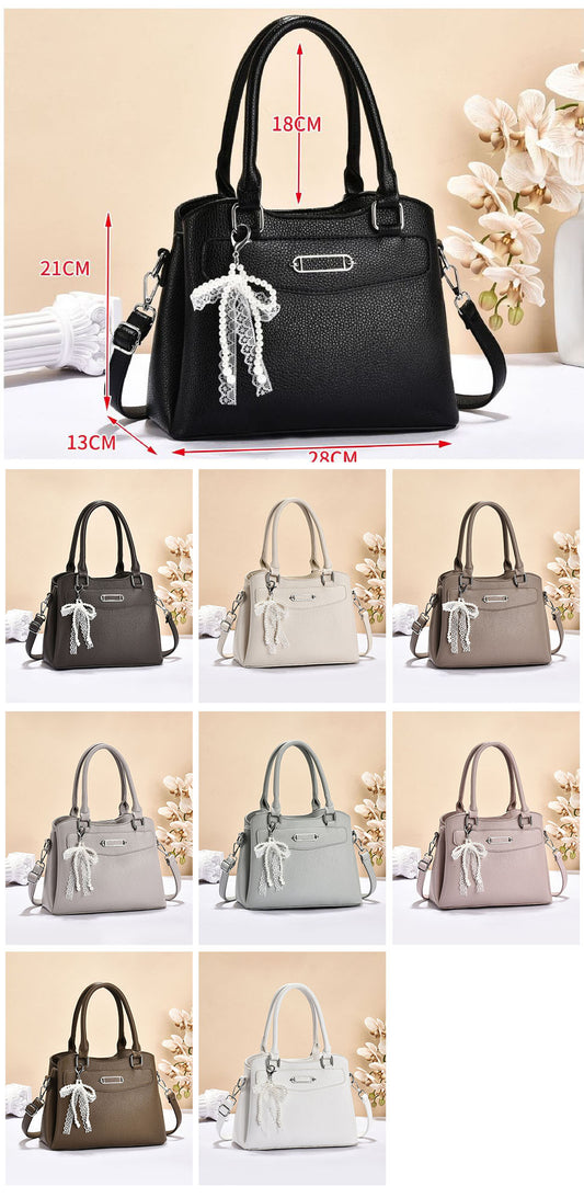 Cartera mediana con llavero