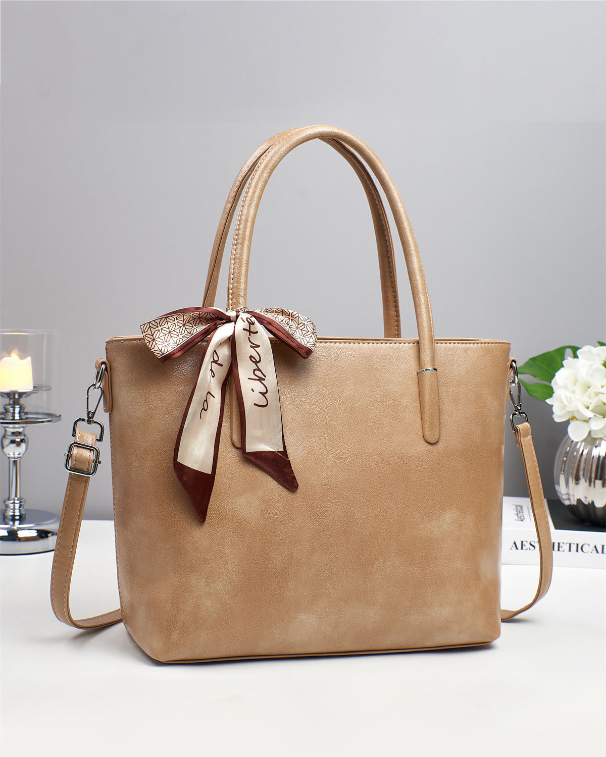 💕Oferta ¡San Valentín! 💕 • Clásico–femenino. Diseño sobrio con detalle decorativo (lazo), pensado para uso diario con un toque delicado