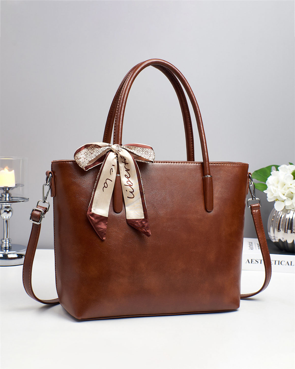 💕Oferta ¡San Valentín! 💕 • Clásico–femenino. Diseño sobrio con detalle decorativo (lazo), pensado para uso diario con un toque delicado