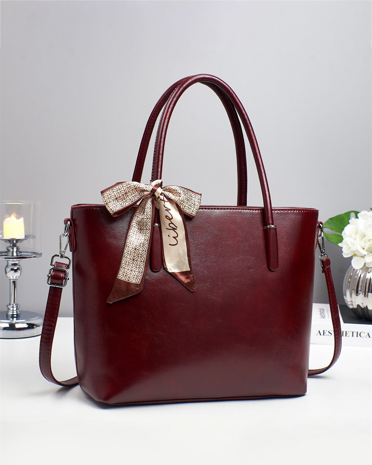 💕Oferta ¡San Valentín! 💕 • Clásico–femenino. Diseño sobrio con detalle decorativo (lazo), pensado para uso diario con un toque delicado