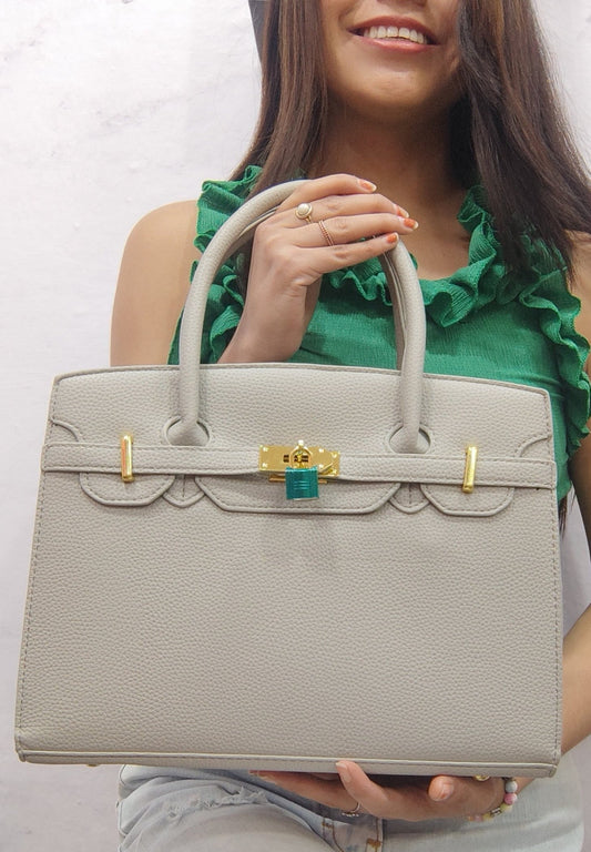 Cartera tipo Birkin con pañuelo y correa larga incluida