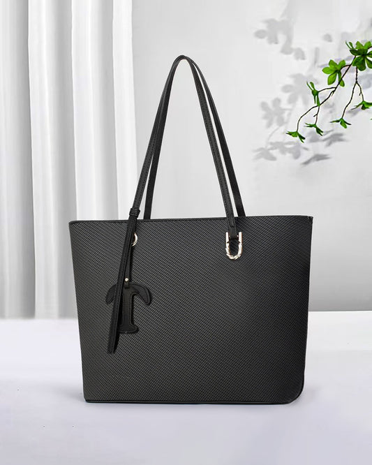 Cartera espaciosa para uso diario