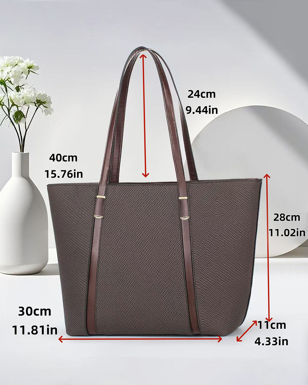 Bolso tipo tote con textura y asas largas, ideal para uso diario o profesional