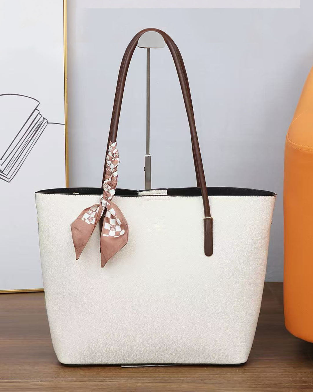 Bolso grande de buena capacidad