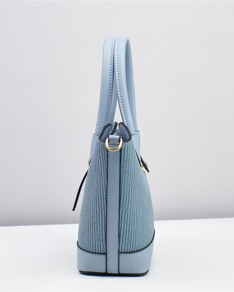 Cartera elegante con sobre
