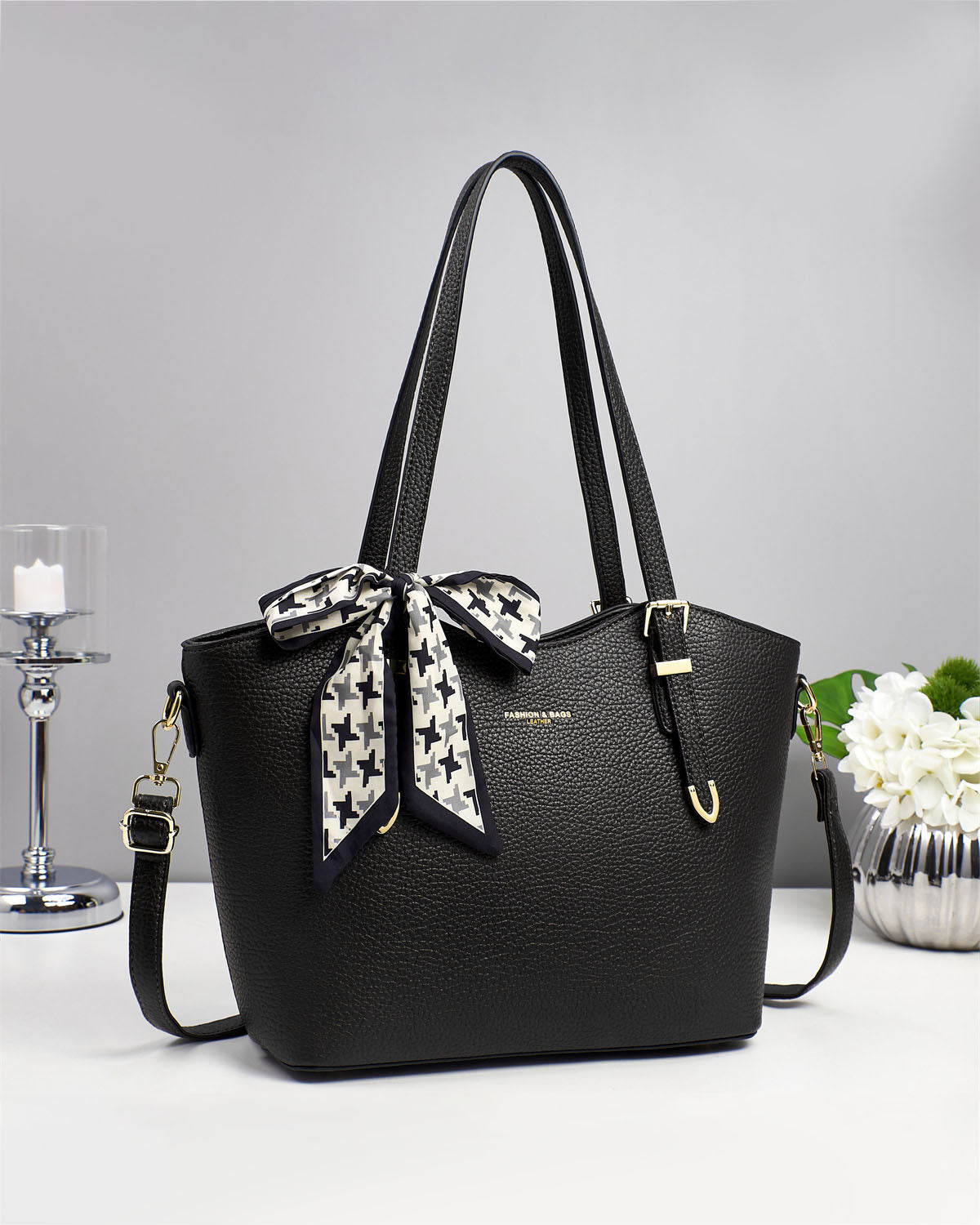 💕Oferta ¡San Valentín! 💕 • Cartera espaciosa con tiros para uso en hombro