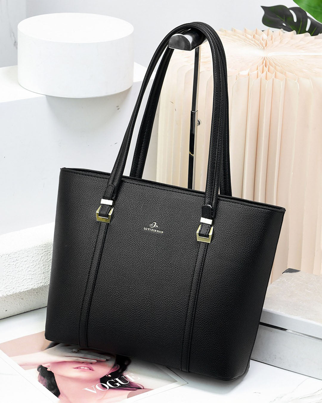 Bolso tote de buena capacidad