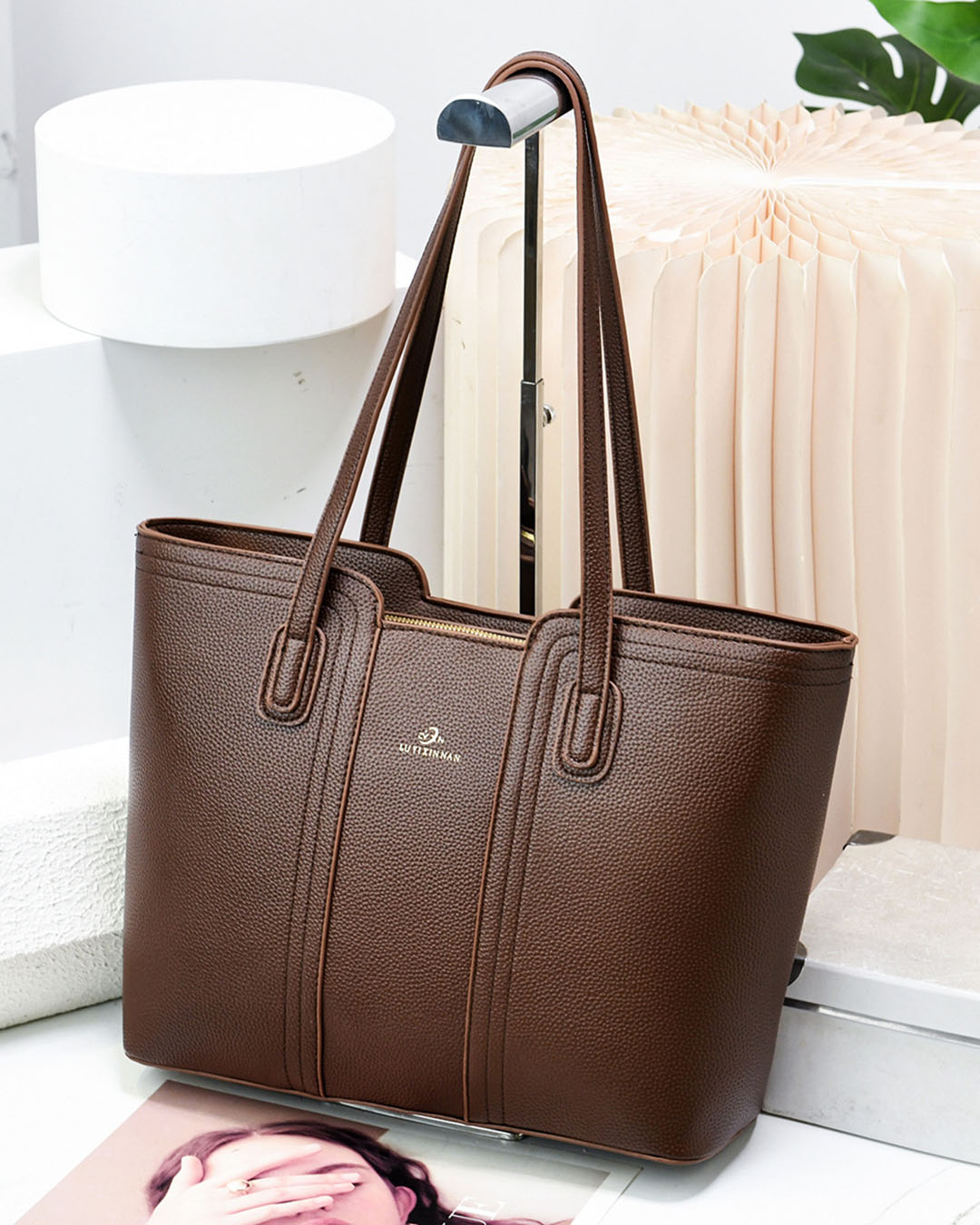 Bolso ejecutivo tipo tote