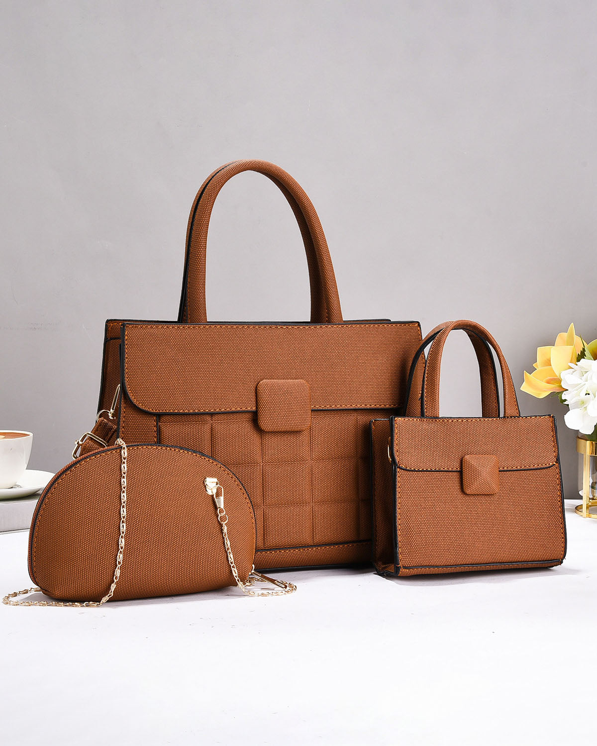 Combo práctico de 3 piezas: cartera mediana + cartera pequeña + sobre con cadena