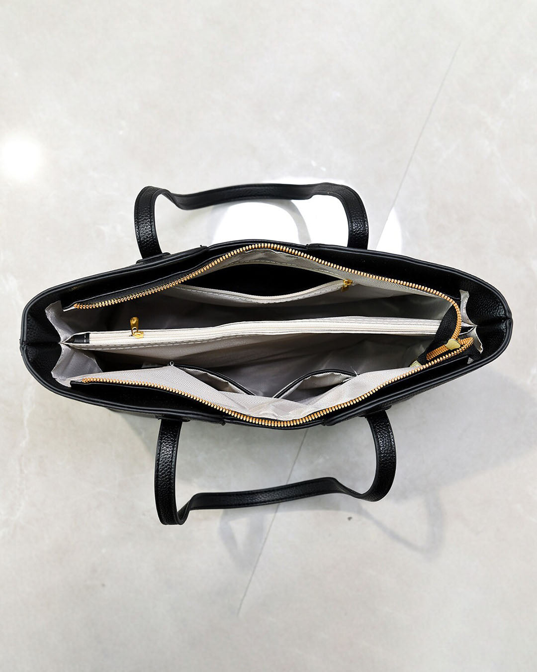 Bolso ejecutivo tipo tote