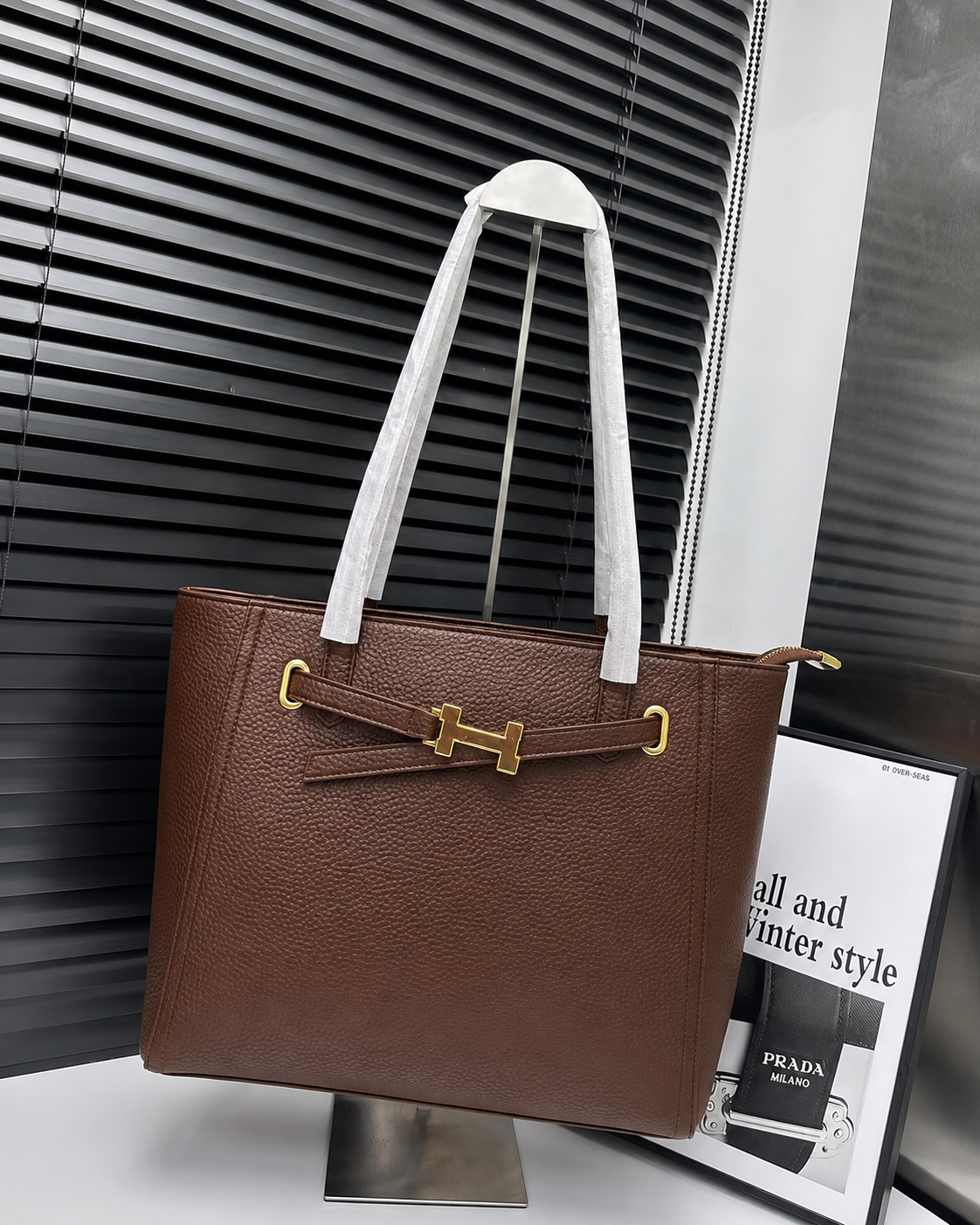 Bolsos maxi y con estilo. Elegancia espaciosa
