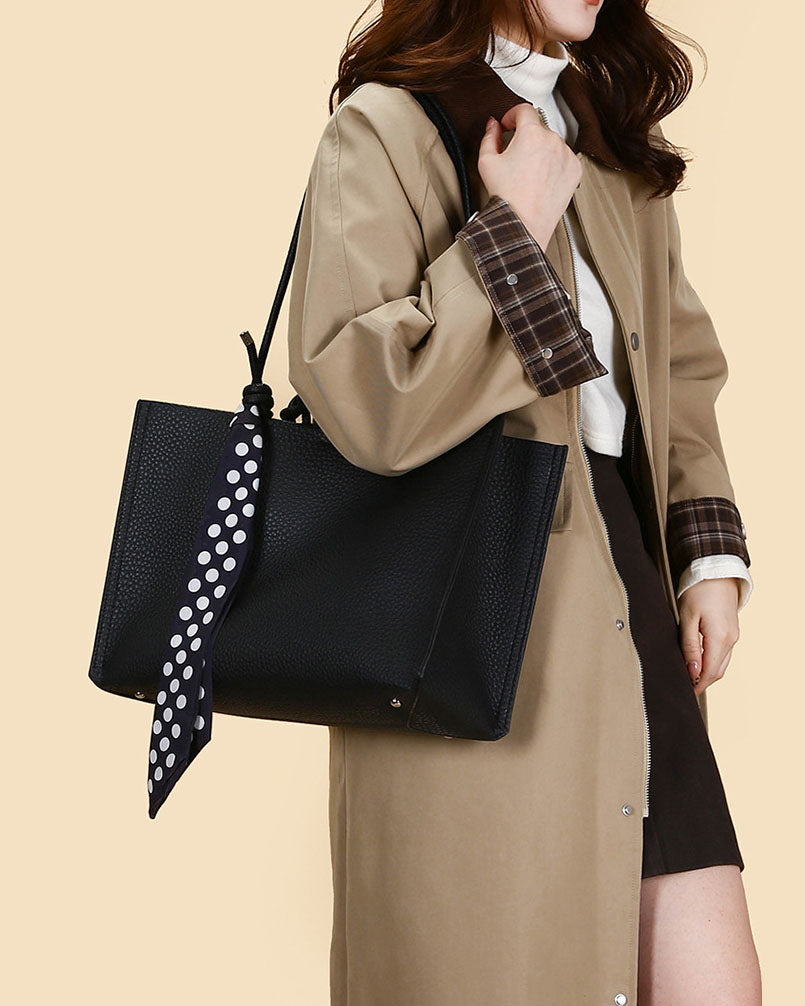 Black Friday • Cartera Tipo Tote de Asas Largas con Pañuelo Decorativo y Estuche Interno removible  – Diseño Texturizado y Práctico