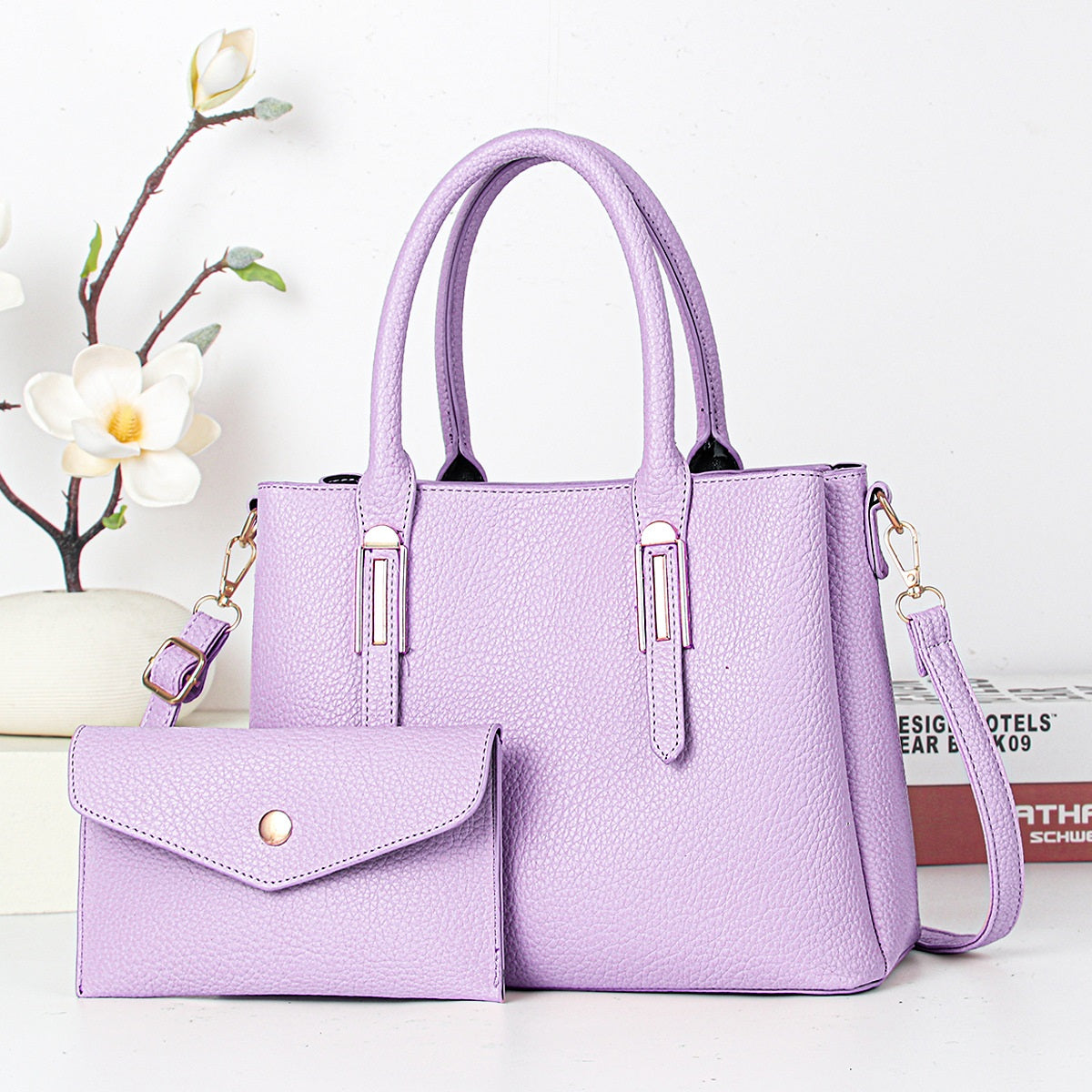 Cartera mediana con sobre