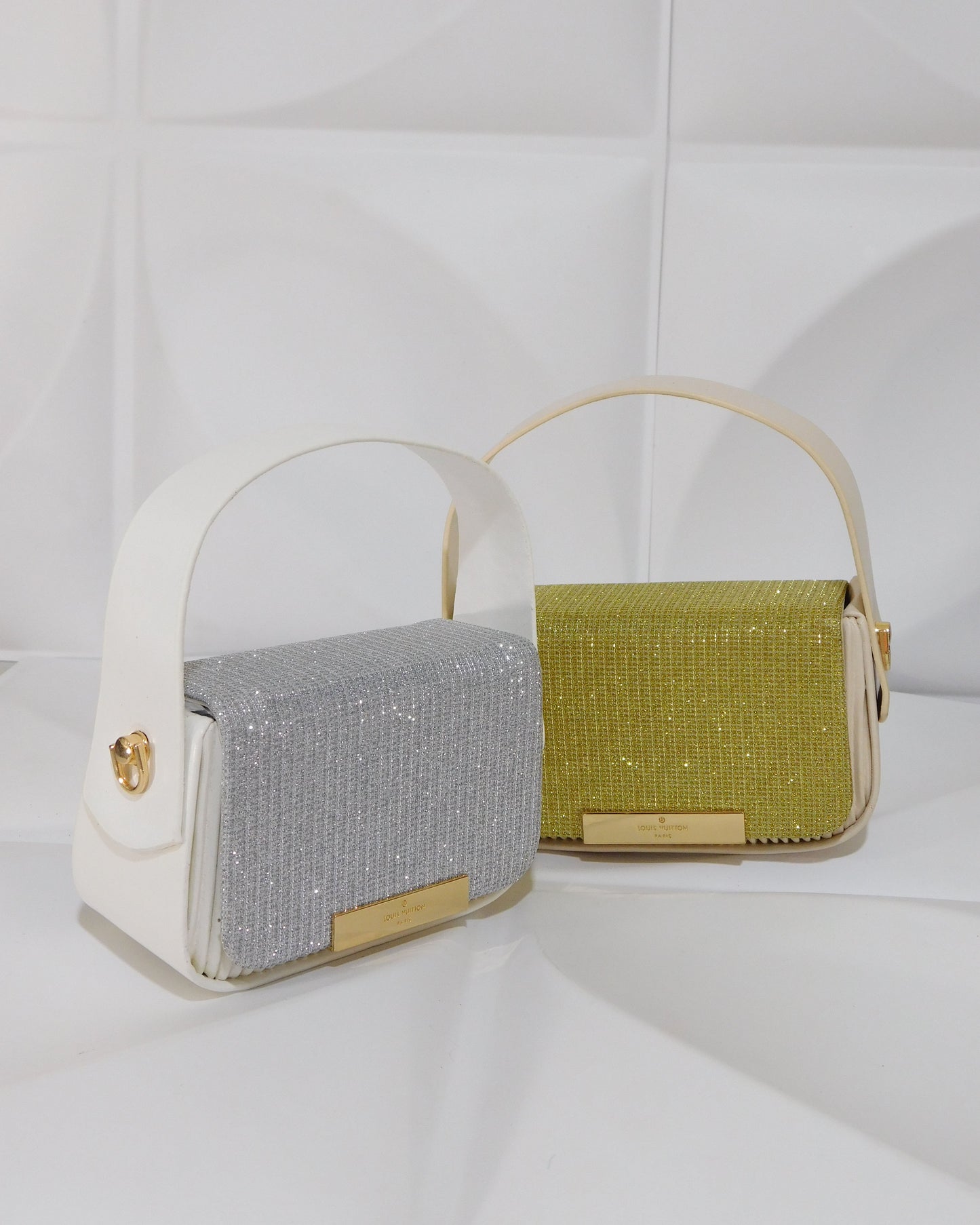 Mini carteritas tipo crossbody a la moda