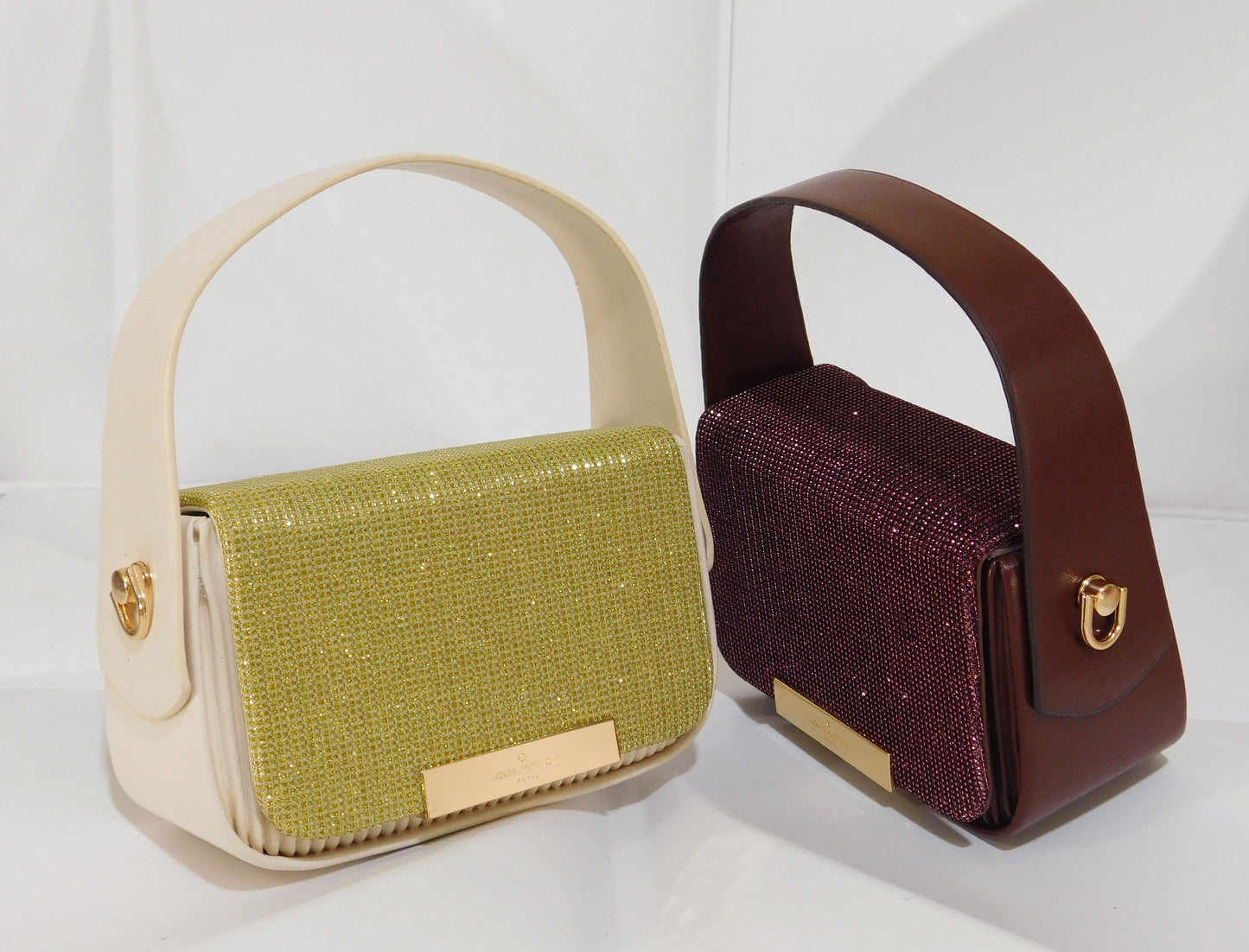 Mini carteritas tipo crossbody a la moda