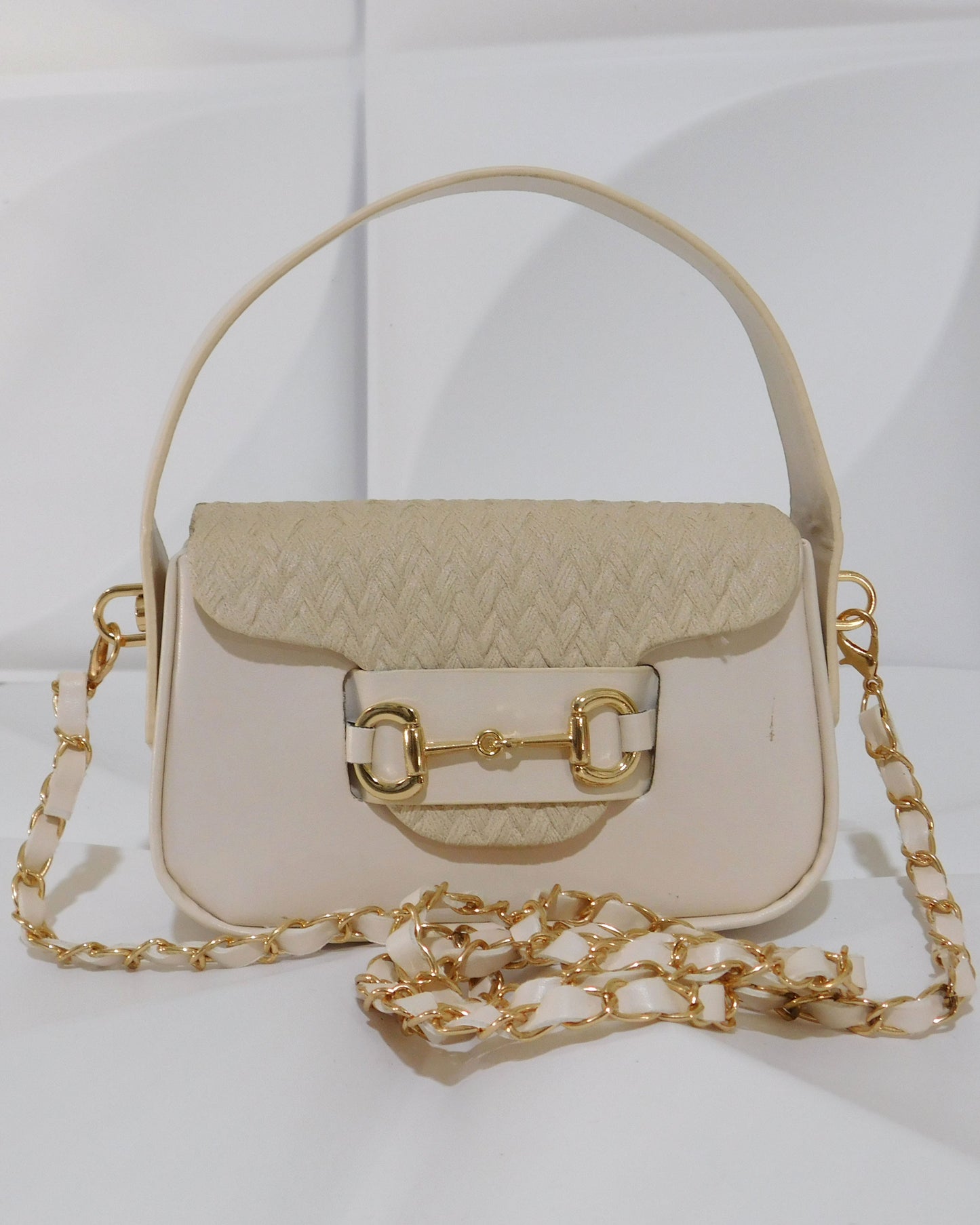 Mini carteritas tipo crossbody a la moda