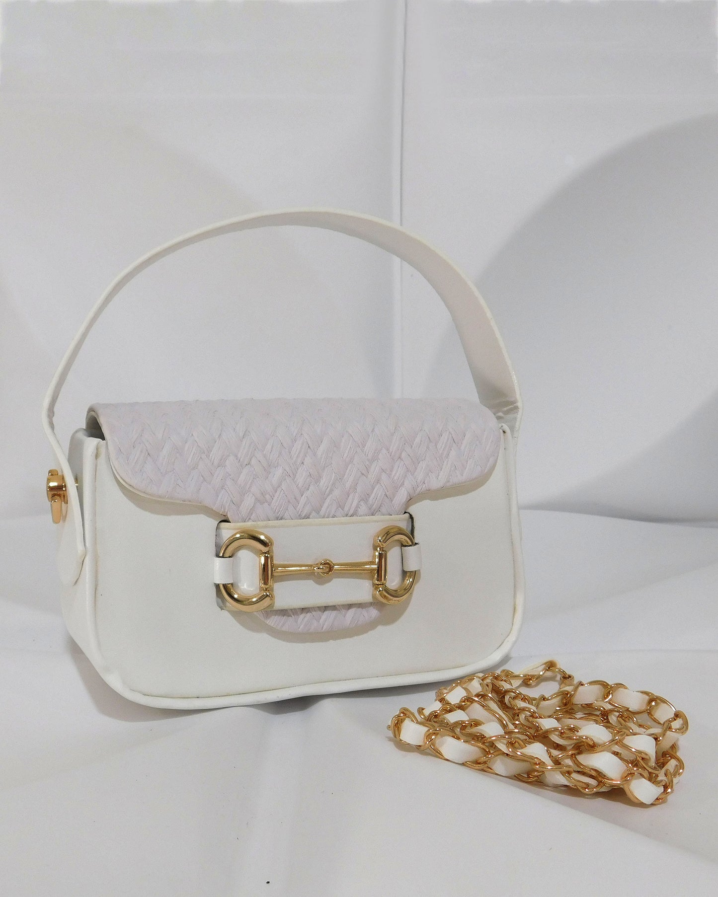 Mini carteritas tipo crossbody a la moda