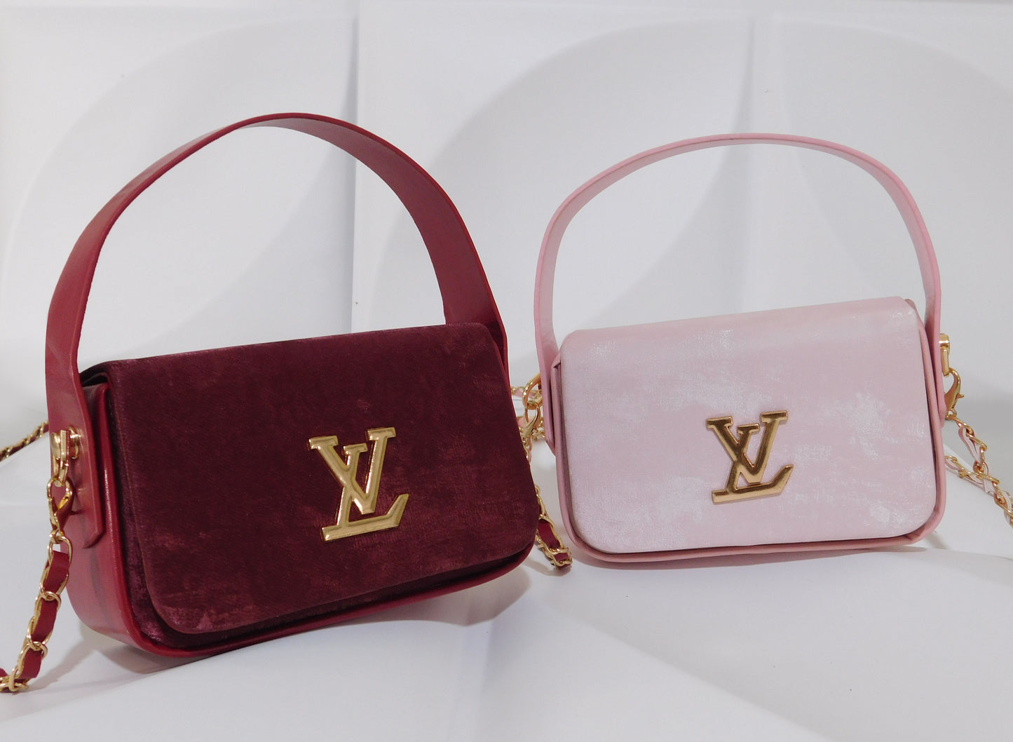 Mini carteritas tipo crossbody a la moda