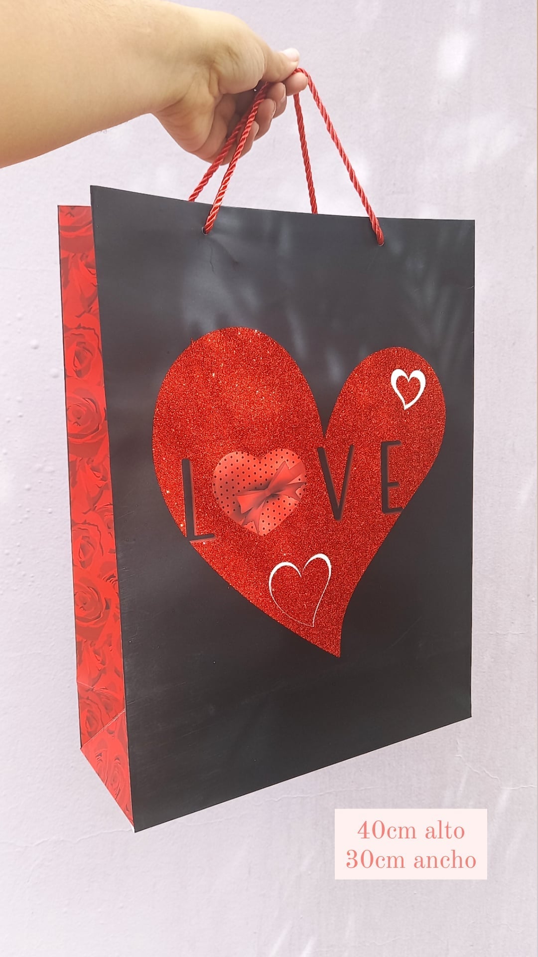 Bolsa de regalo en papel tamaño grande • 30cm largo x 40cm alto