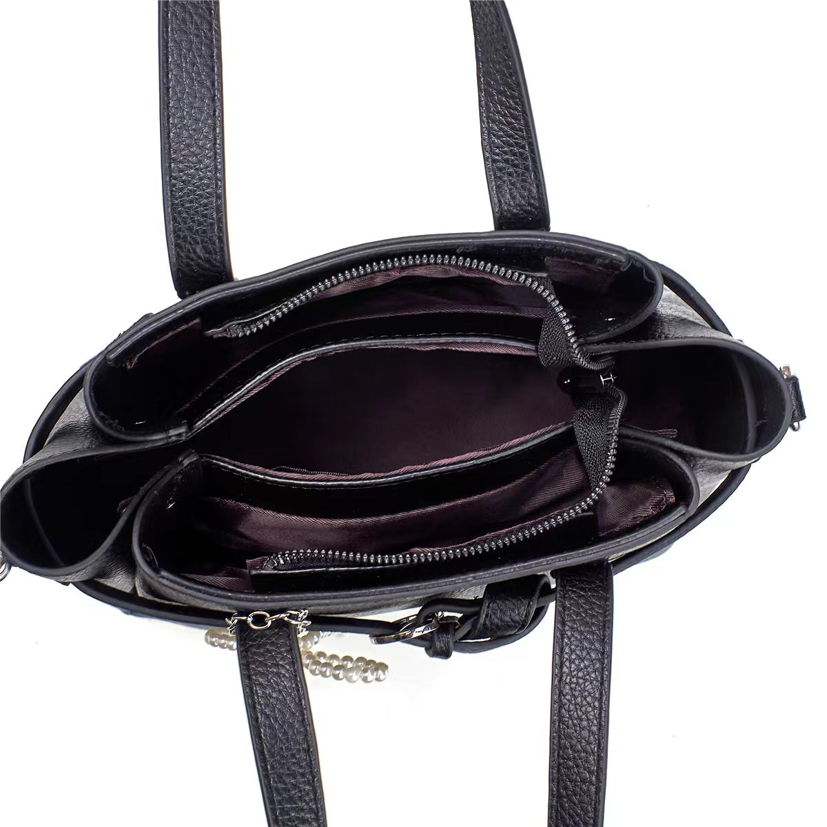 Cartera coqueta con detalles unicos